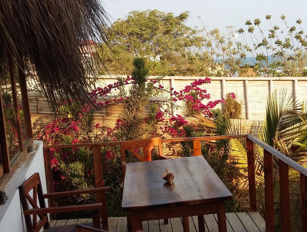 Lapa Lapa Lobitos Bungalows Hotel Esterno foto